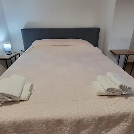 Luna Apartment